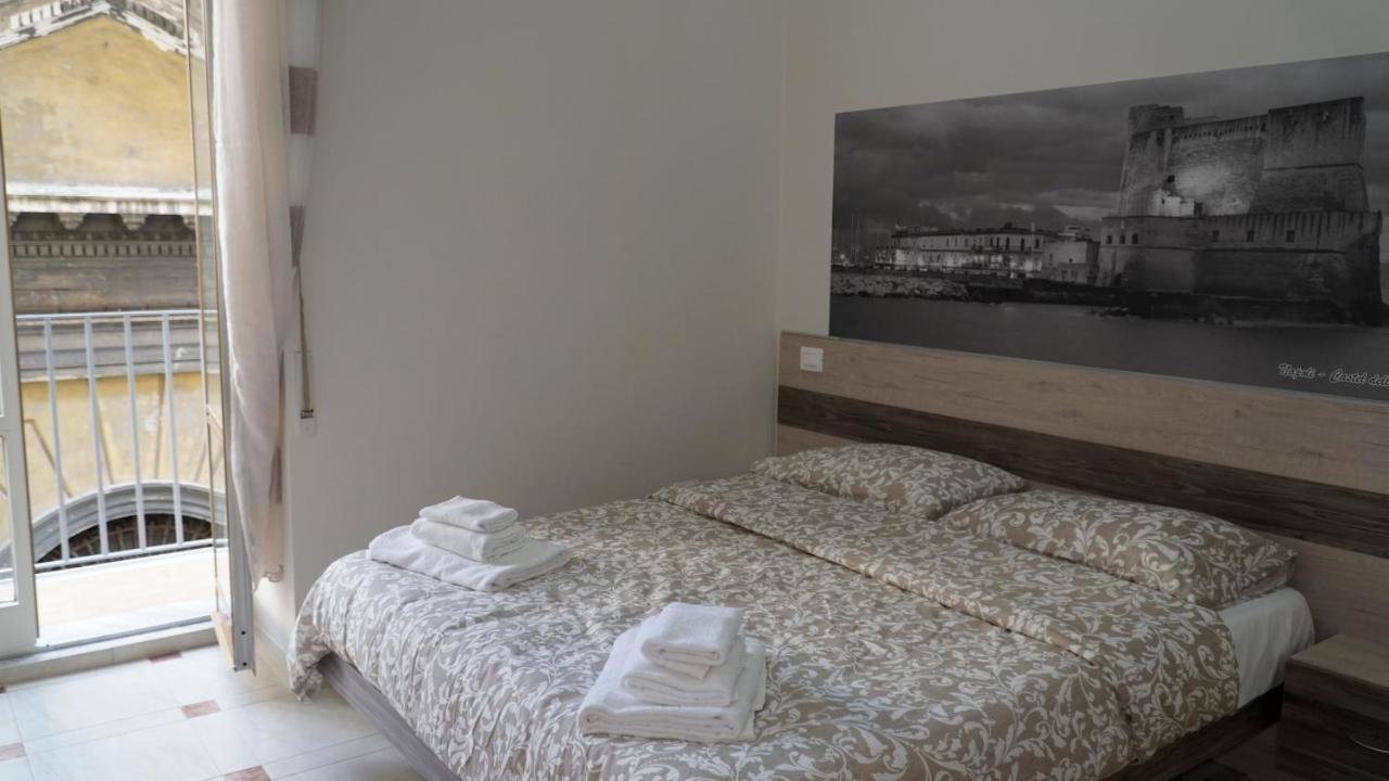 Donna Vicenza Bed & Breakfast Neapel Exterior foto