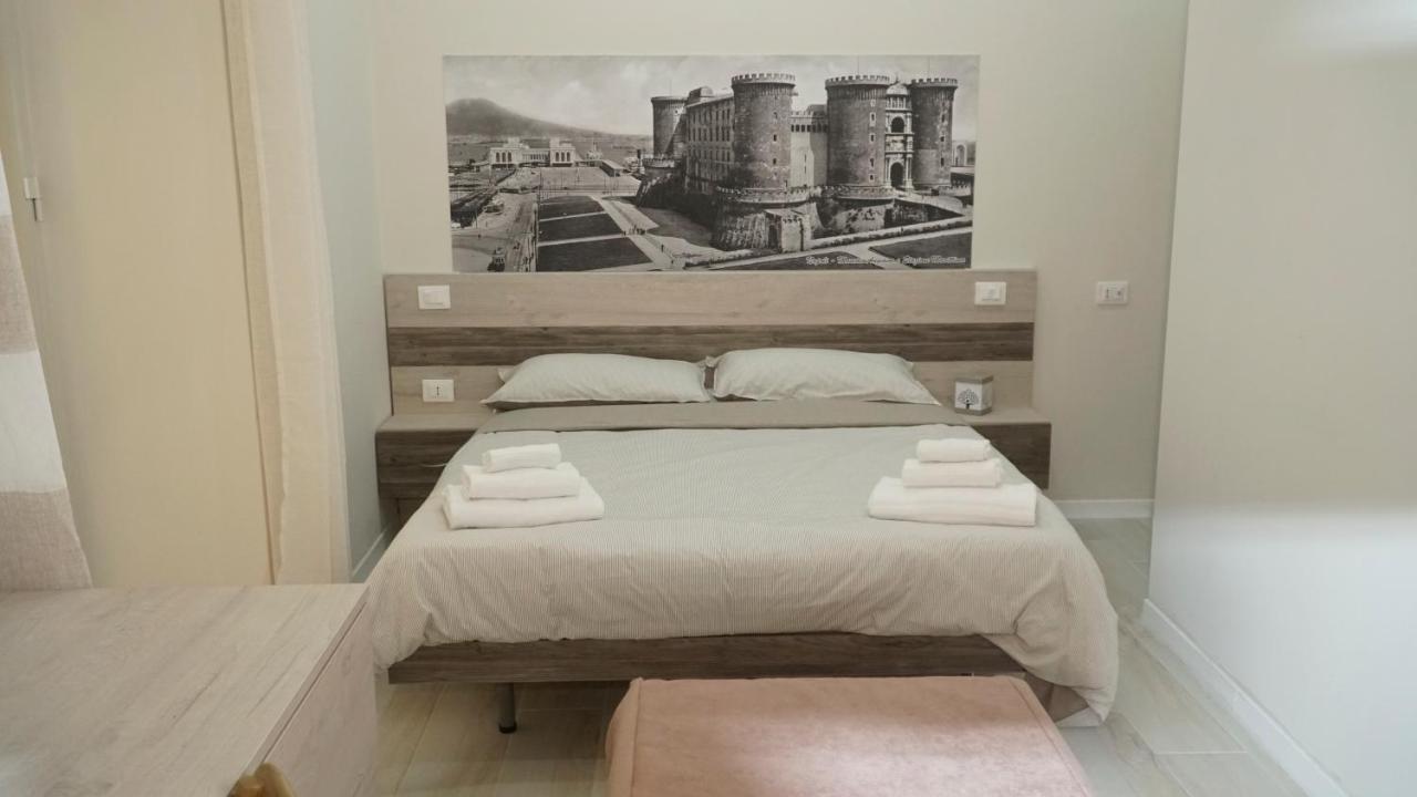 Donna Vicenza Bed & Breakfast Neapel Exterior foto